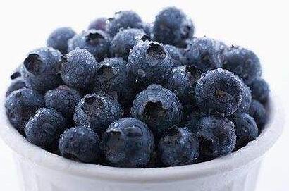 吃蓝莓好吗？有哪些功效呢？