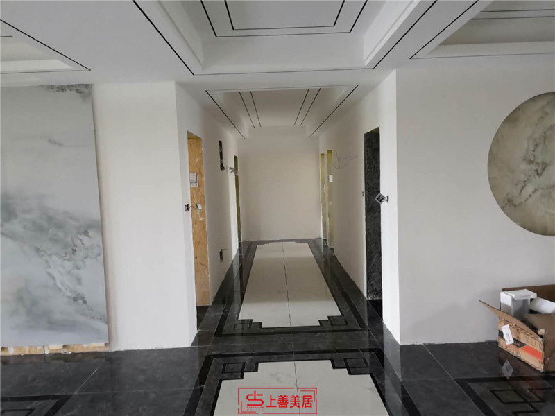 东胜紫御府240平/基础施工